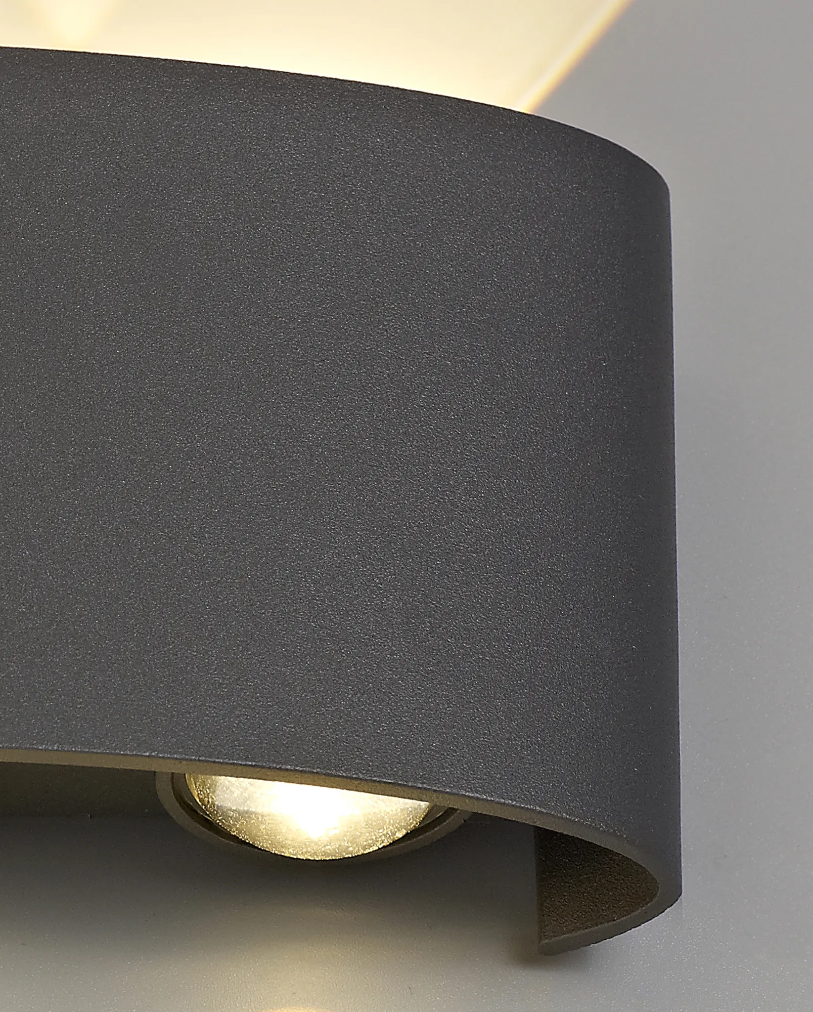 Leoni Wall Light 6W LED IP54 Anthracite D0451  Deco Leoni